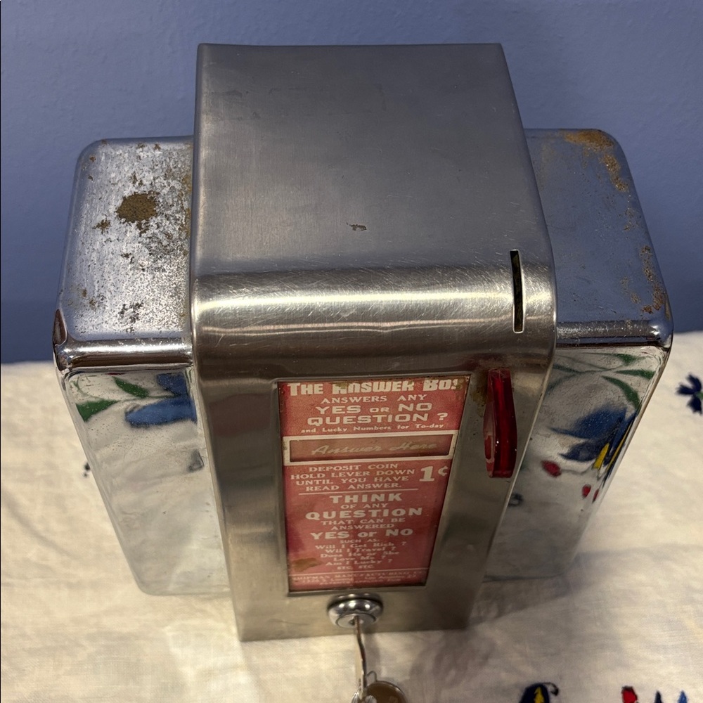 Vintage Retro “The Answer Box” Napkin Holder - Picture 5 of 14